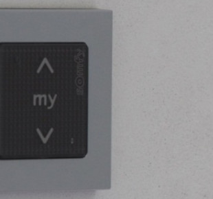 tm_somfy_smoove_wall_mounted_2