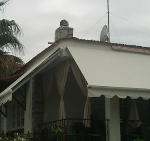 197773_568430929863985_868027221_n