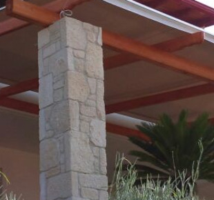 734032_555341824506229_753935852_n