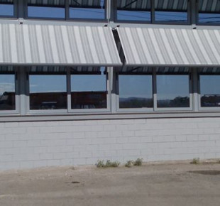 8677_577917918915286_1413637137_n