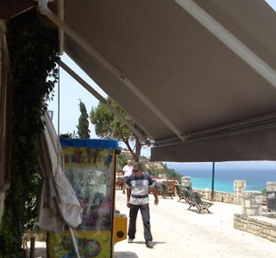 945032_577025355671209_367597099_n